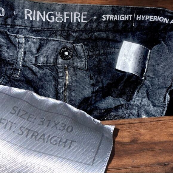 Ring of Fire Jeans l Black Hyperion l Button Zip l 5 pocket Design l 31x30 l EUC - Picture 5 of 9